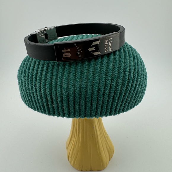 Lionel Messi Signature Bracelet Wristbands Football Stainless Steel NIB - Picture 4 of 6